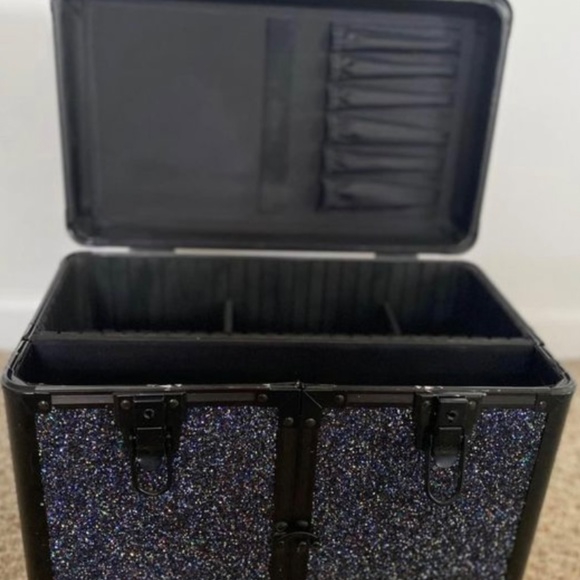 SEPHORA COLLECTION Dark Rainbow Large Traincase RARE Limited Edition Mak… - Picture 7 of 12